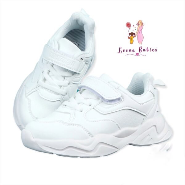 B2 Unisex sports Ascent White school shoes/Campus shoes