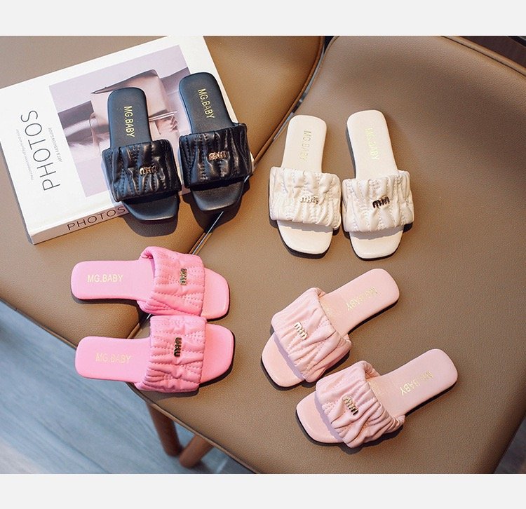 Quilted Comfort Slides6