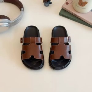 Classic Buckle Comfort Slides - Brown