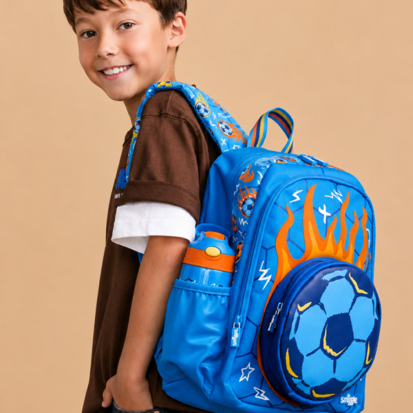 Weekend junior character backpack  with lunchbag